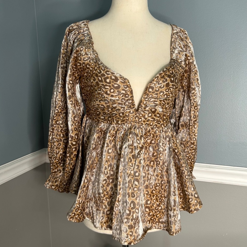 Entro Leopard Print Metallic Babydoll Top Puff Sleeve V-Neck Smocked Back M